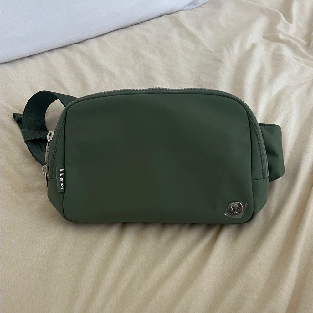 lululemon athletica Green Belt Bag